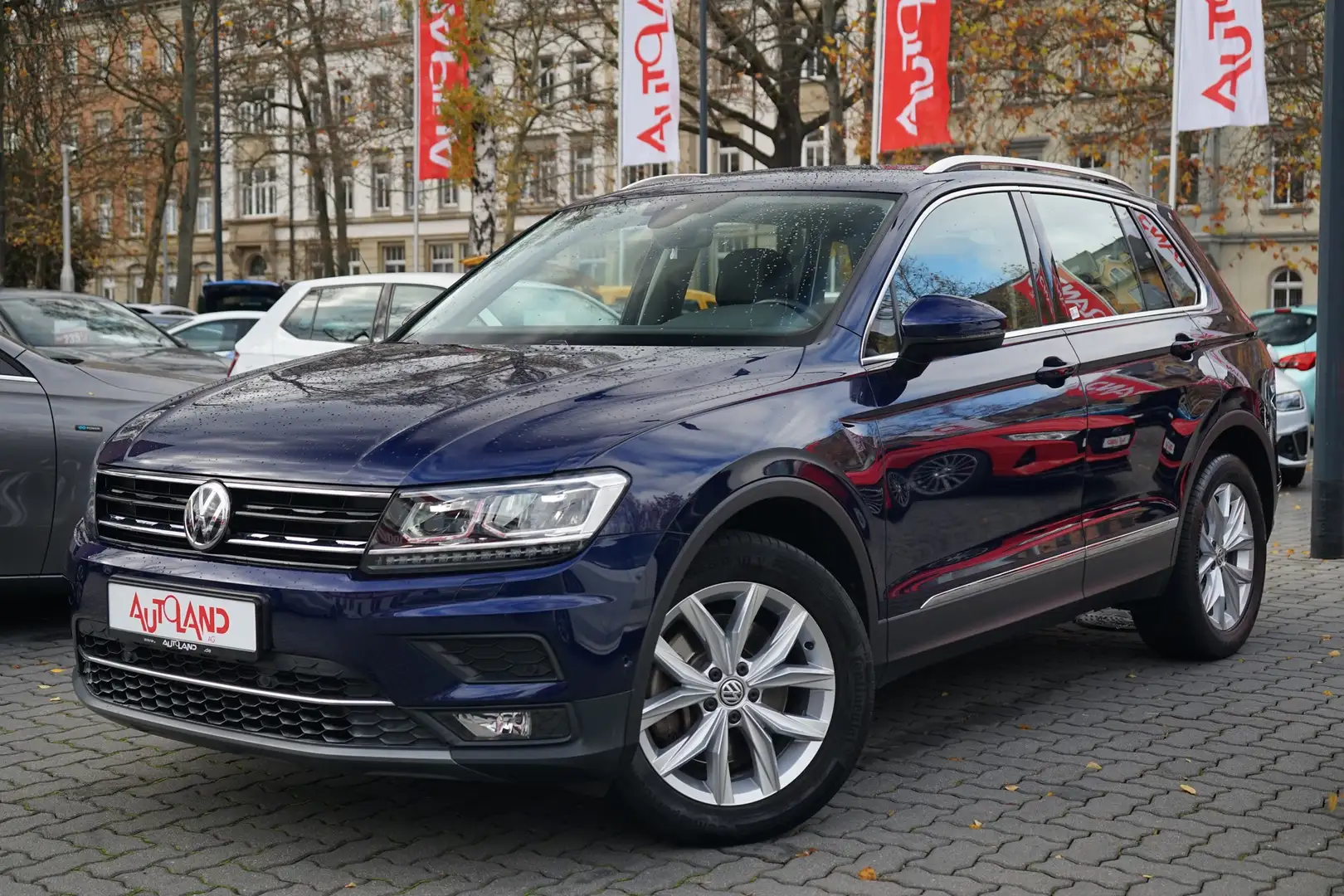 Volkswagen Tiguan 2.0 Highline 4Motion DSG LED Navi ACC DAB Bleu - 2