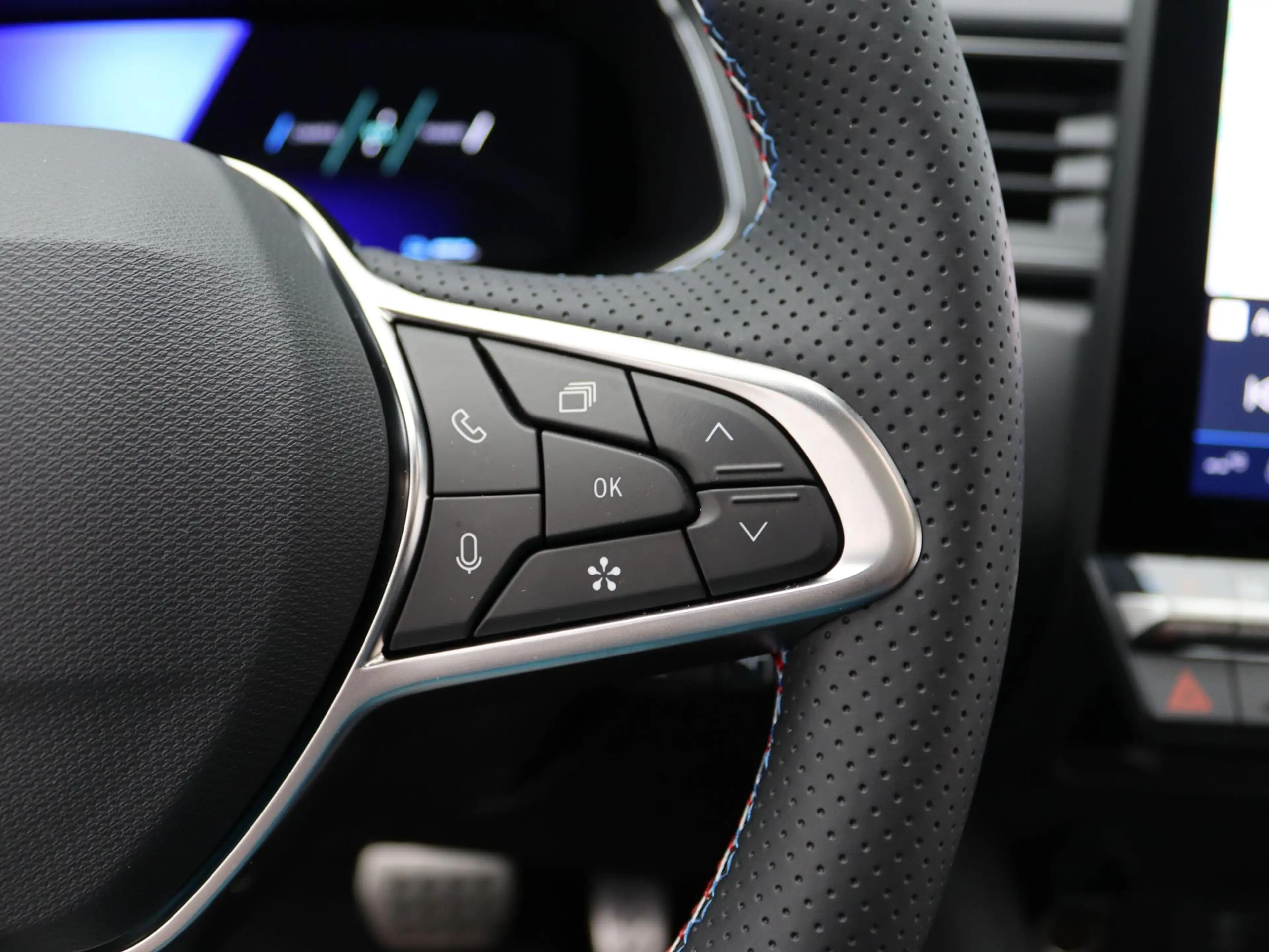 Renault Symbioz esprit Alpine full hybrid E-Tech 160 | pack drivin — photo 3