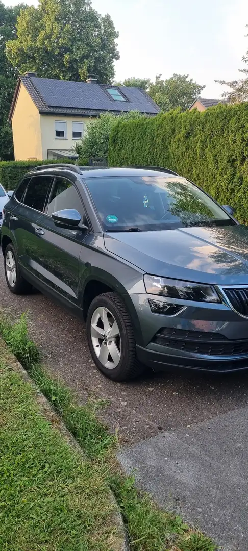 Skoda Karoq Style Grau - 1