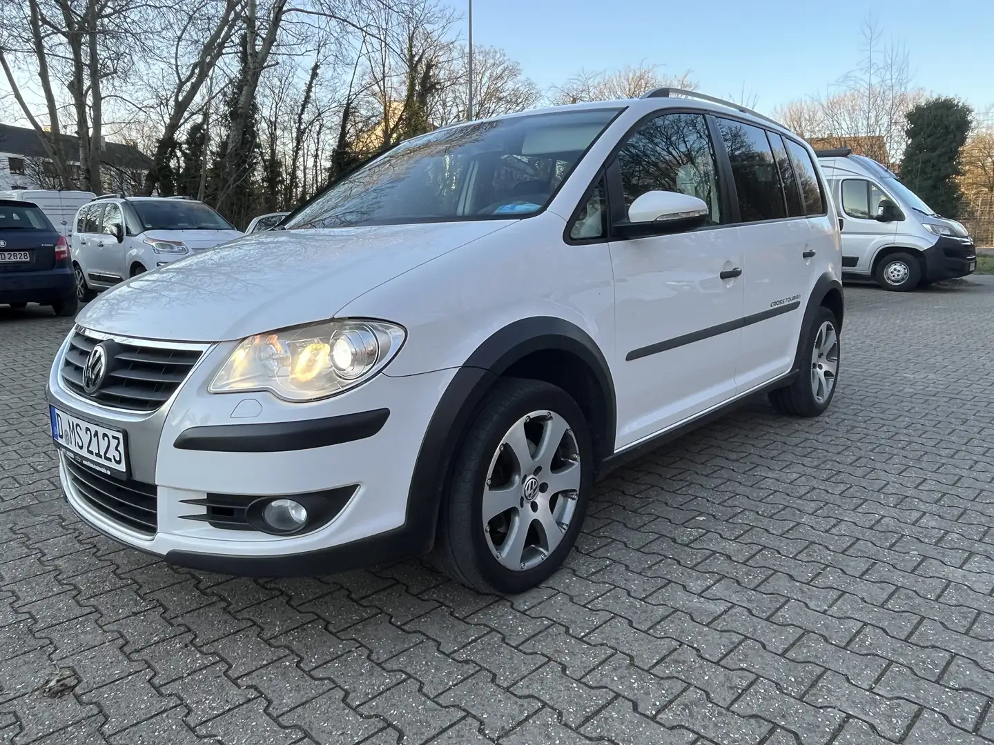Volkswagen Cross Touran CrossTouran Alb - 1