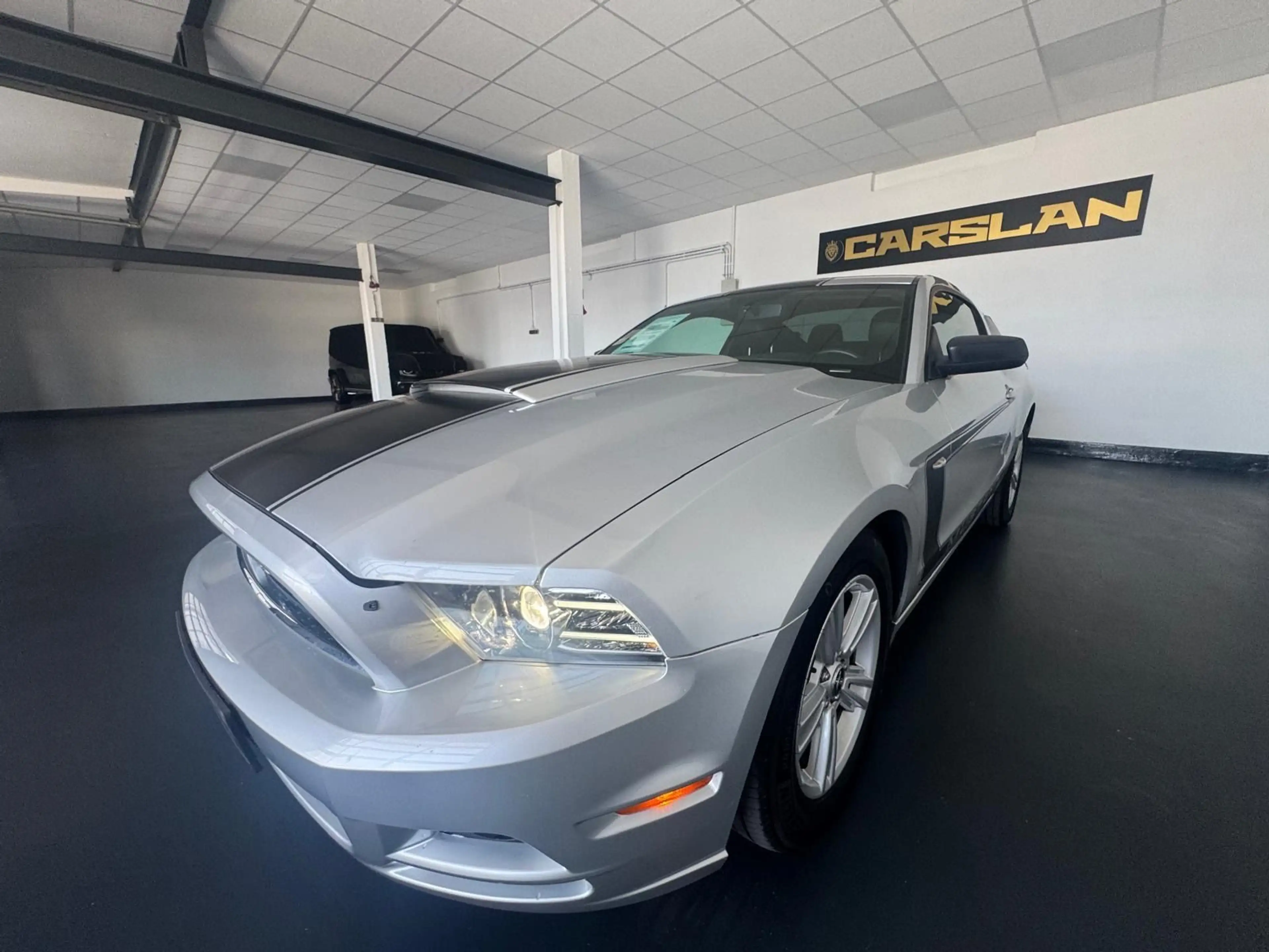Ford Mustang 3.7 V6 "SPORT+LEDER+Bi-XENON+MAGNOFLOW" — photo 14