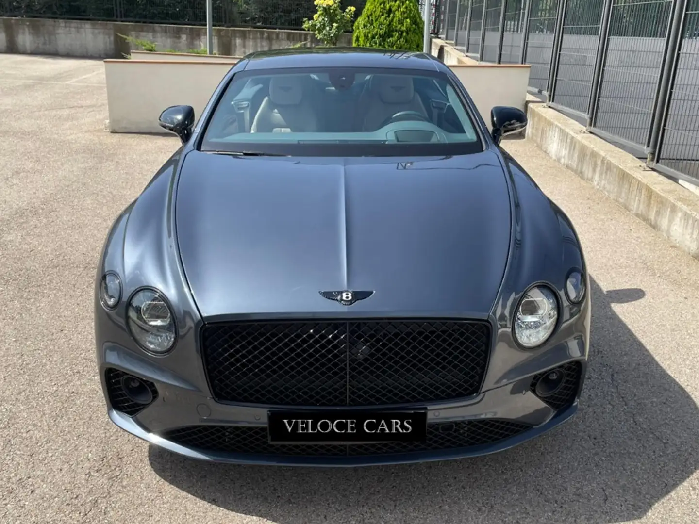 Bentley Continental GT V8 Grijs - 1
