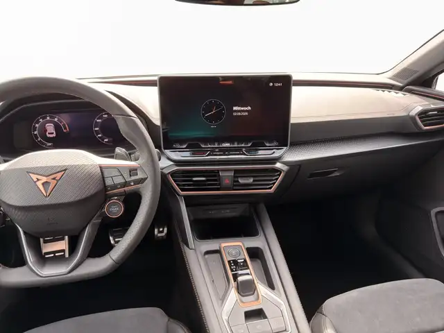 Cupra Leon view 12