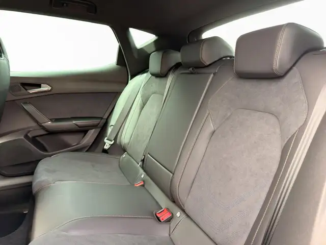 Cupra Leon view 14