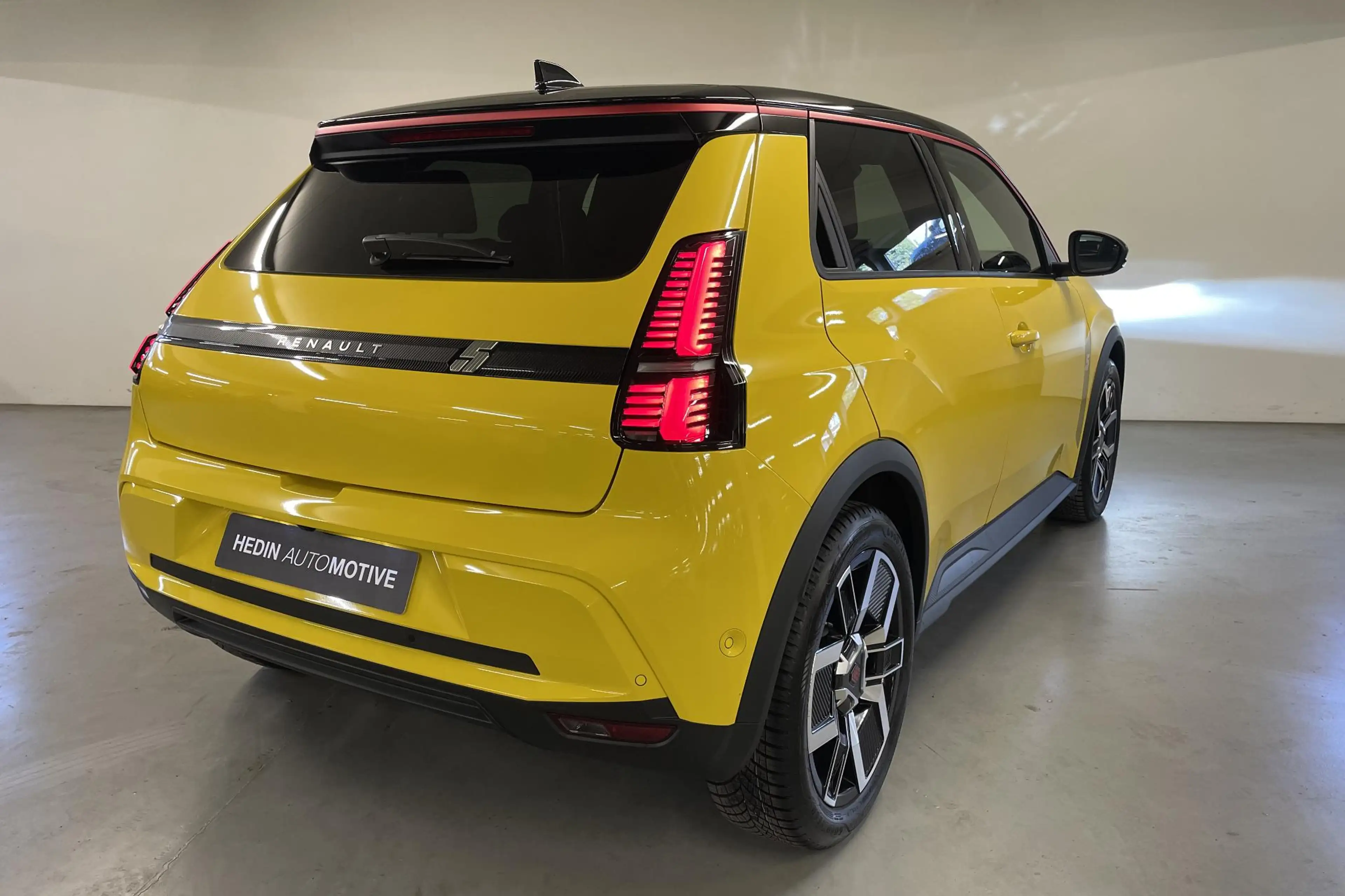 Renault R 5 E-TECH ELECTRIC comfort range techno 52 kWh | All — photo 9