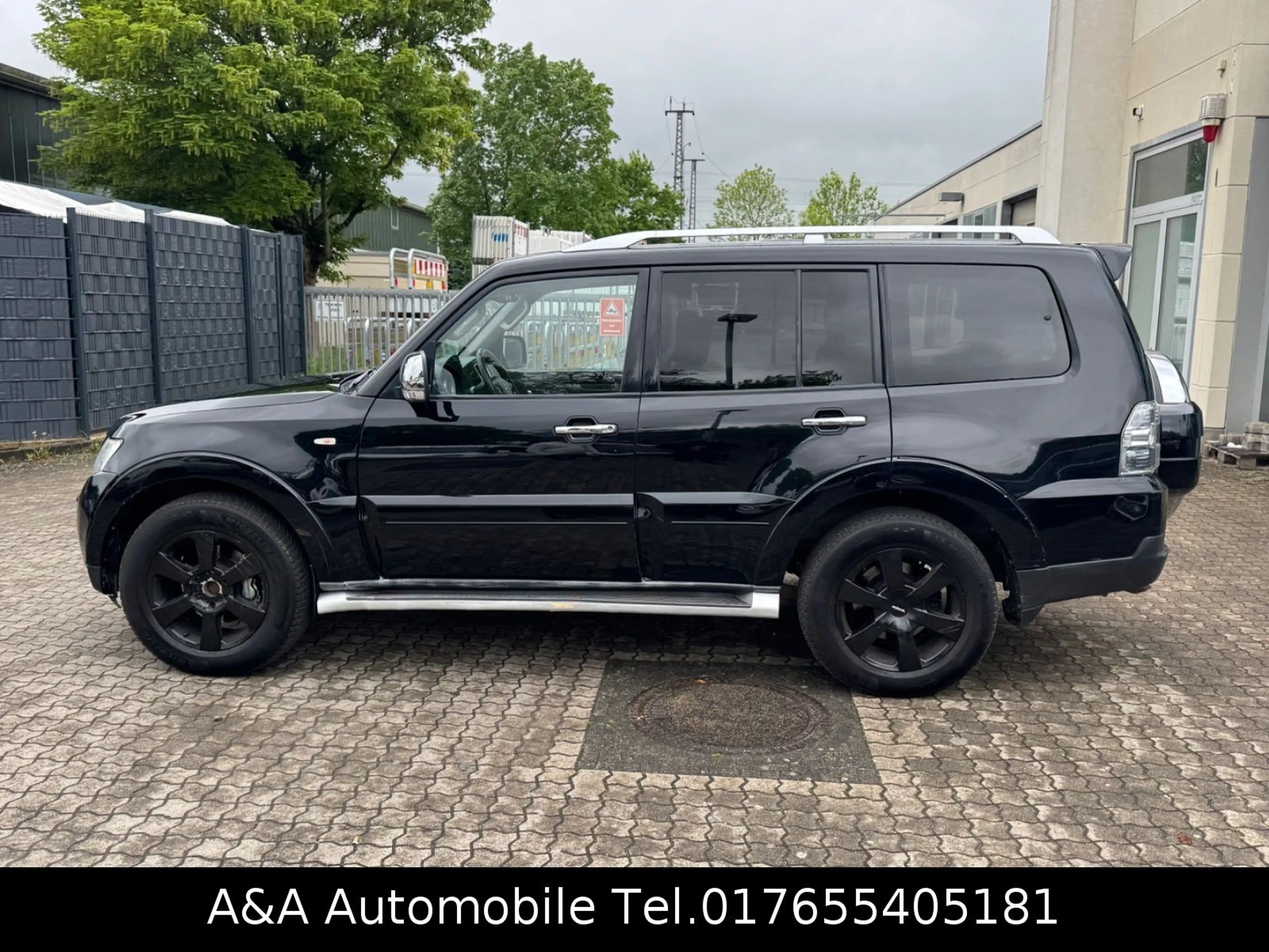 Mitsubishi Pajero 3.2 DI-D Intense 7Sitzer Automatik AHK — photo 9