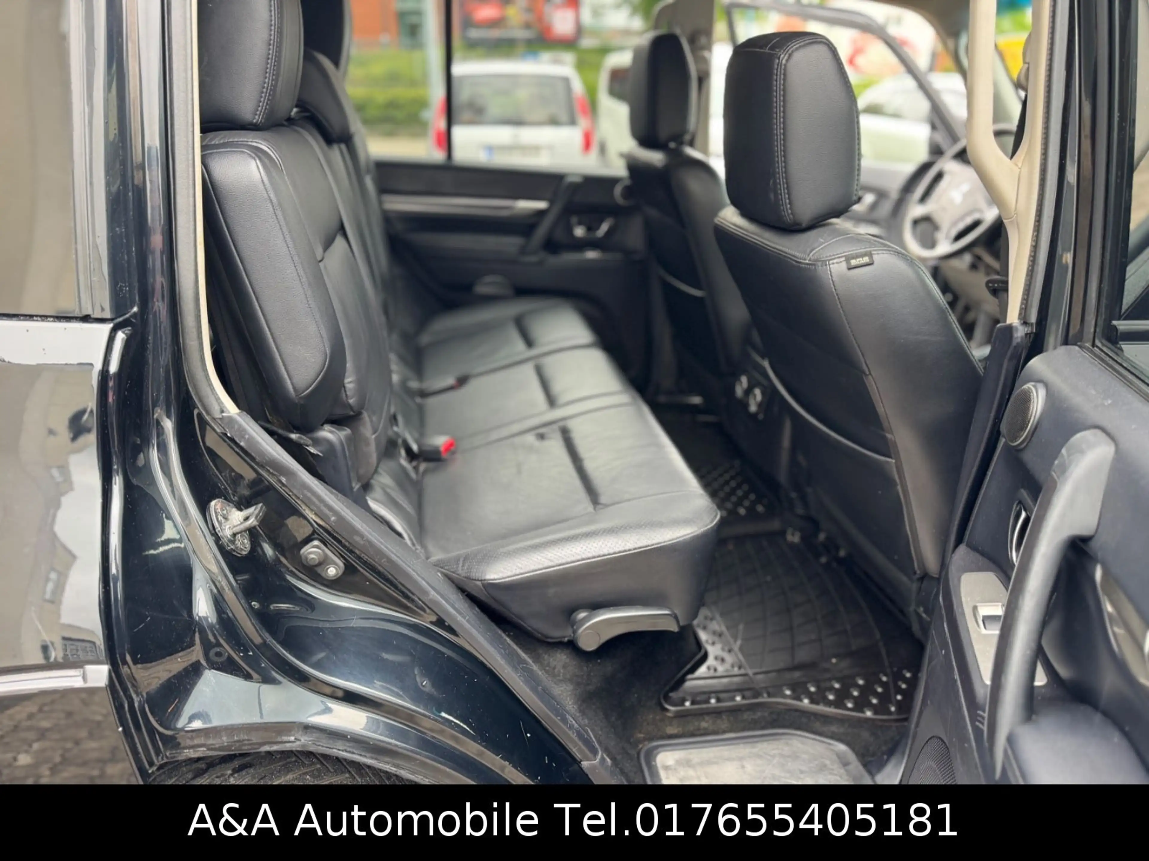 Mitsubishi Pajero 3.2 DI-D Intense 7Sitzer Automatik AHK — photo 12