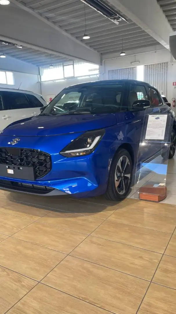 Suzuki Swift 1.2 Hybrid 4WD AllGrip Top Grigio - 1