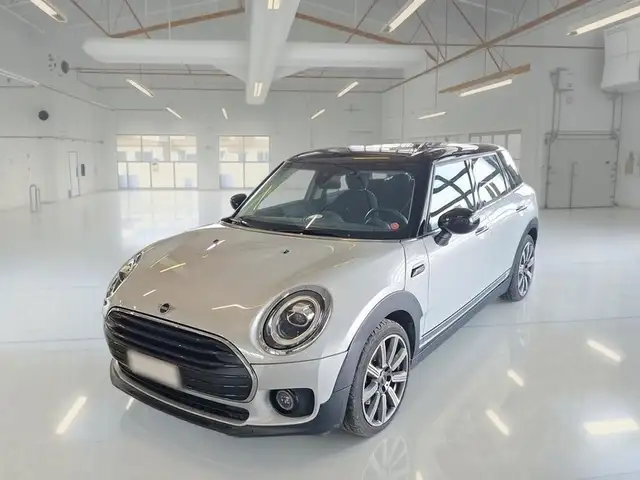 MINI Cooper D Clubman 2.0 Cooper D auto