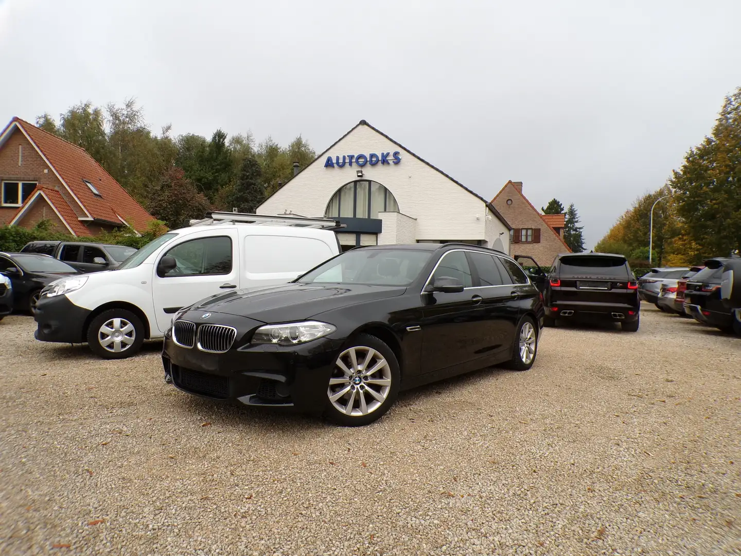 BMW 518 D TOURING Automaat/Leder/Navi/Trekhaak Zwart - 1