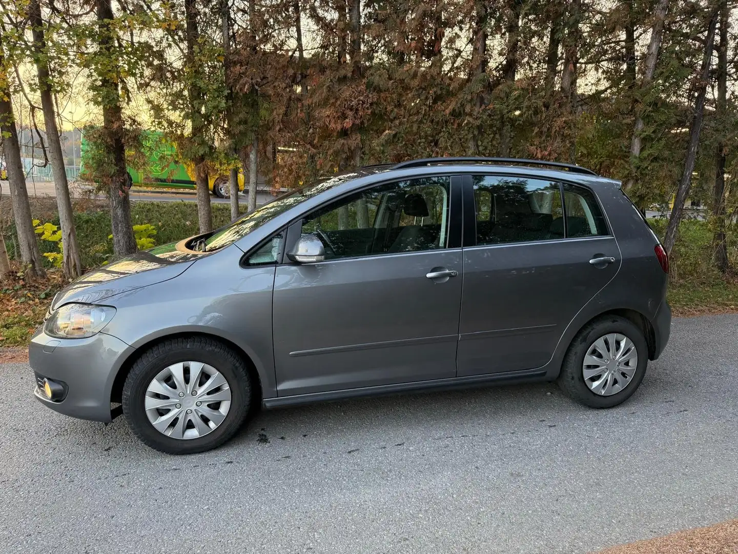 Volkswagen Golf Plus Comfortline Grau - 2
