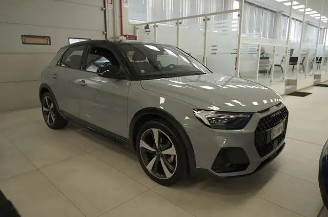 Audi A1 view 8