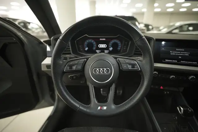 Audi A1 view 16