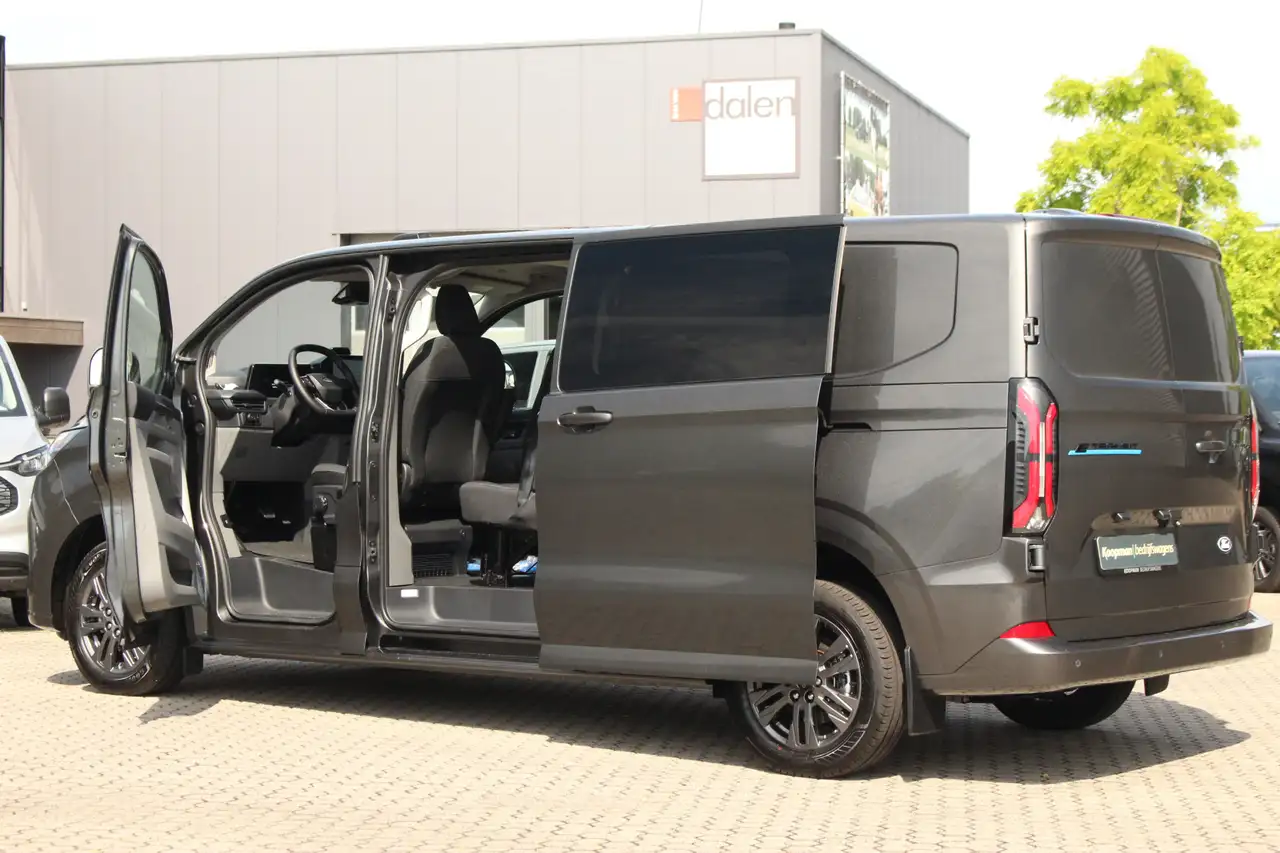 Ford Transit Custom 2026 — фото 13