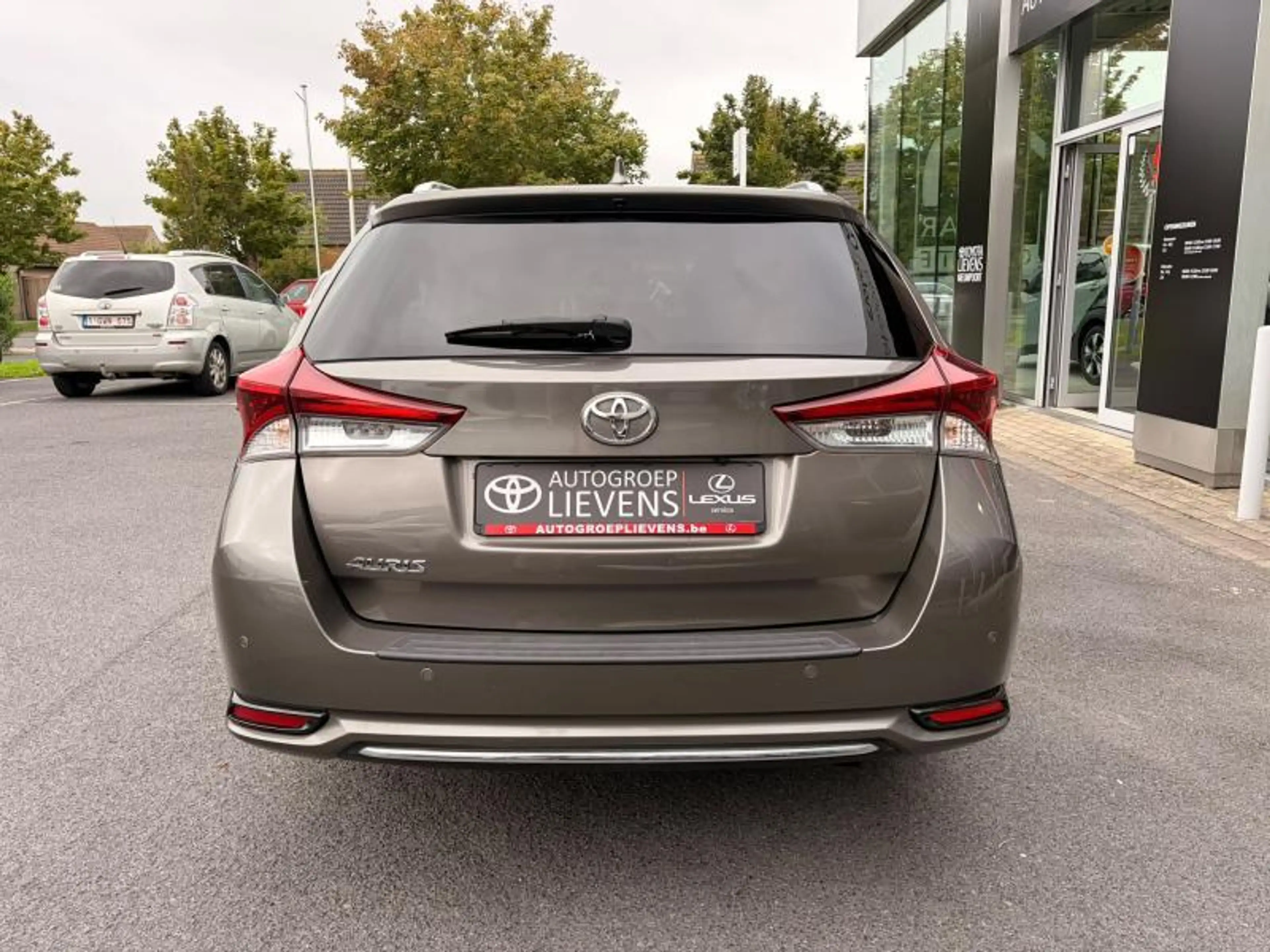 Toyota Auris 1.2B-MT COMFORT-TOURING SPORTS — photo 5