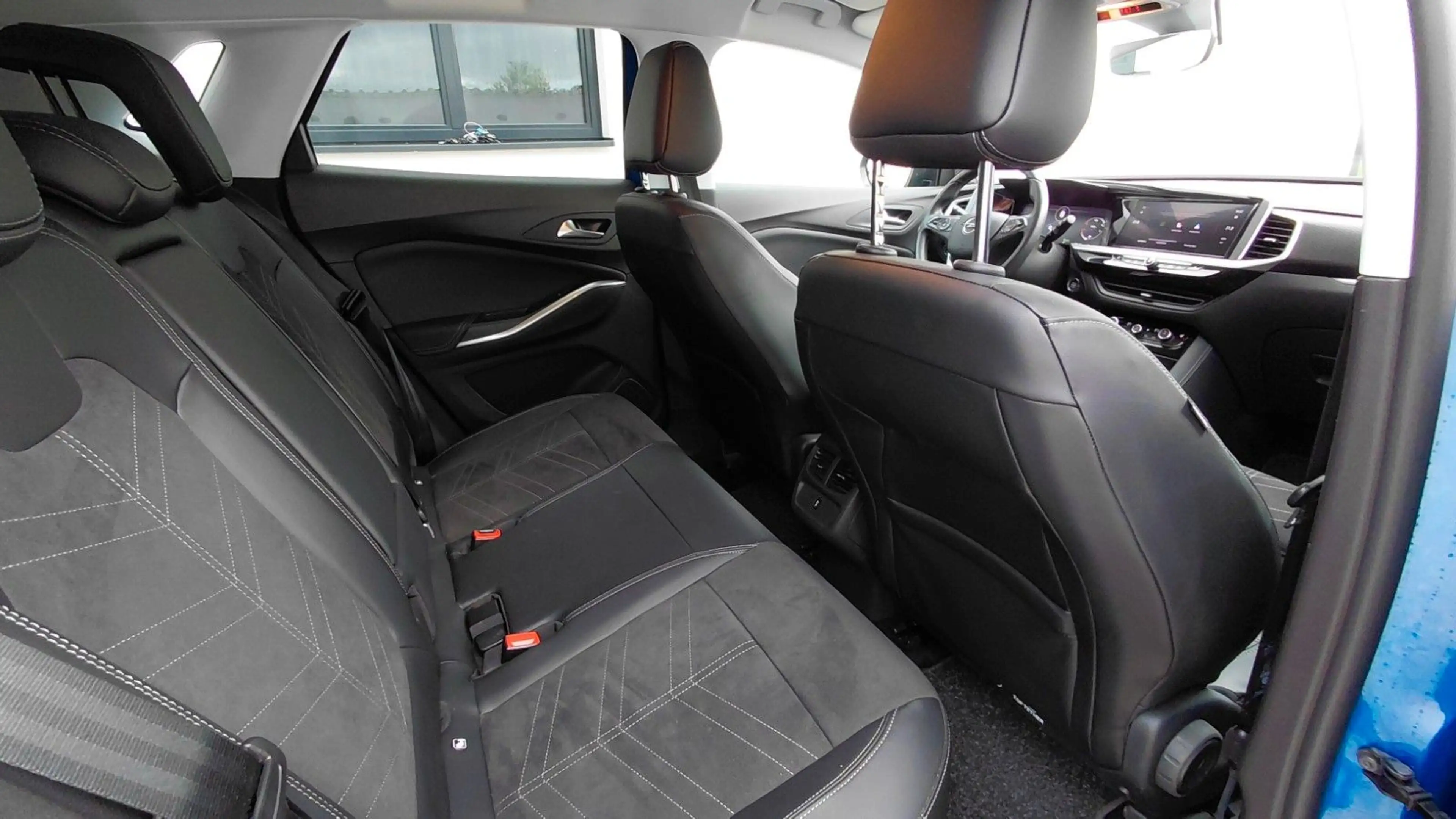 Opel Grandland X Grandland 1.6T Plug In Elegance - ULTIMATE Paket — photo 14