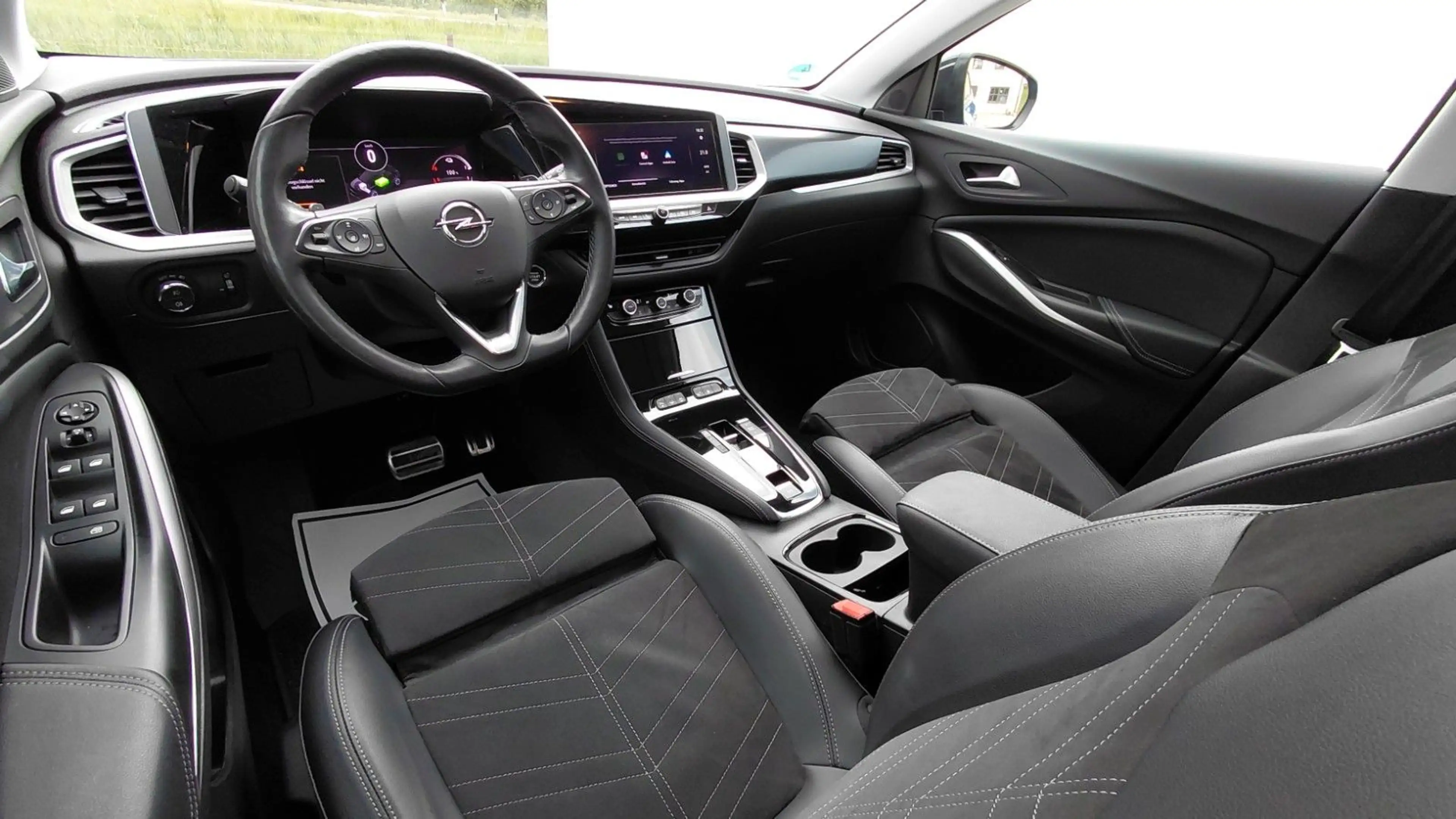 Opel Grandland X Grandland 1.6T Plug In Elegance - ULTIMATE Paket — photo 10