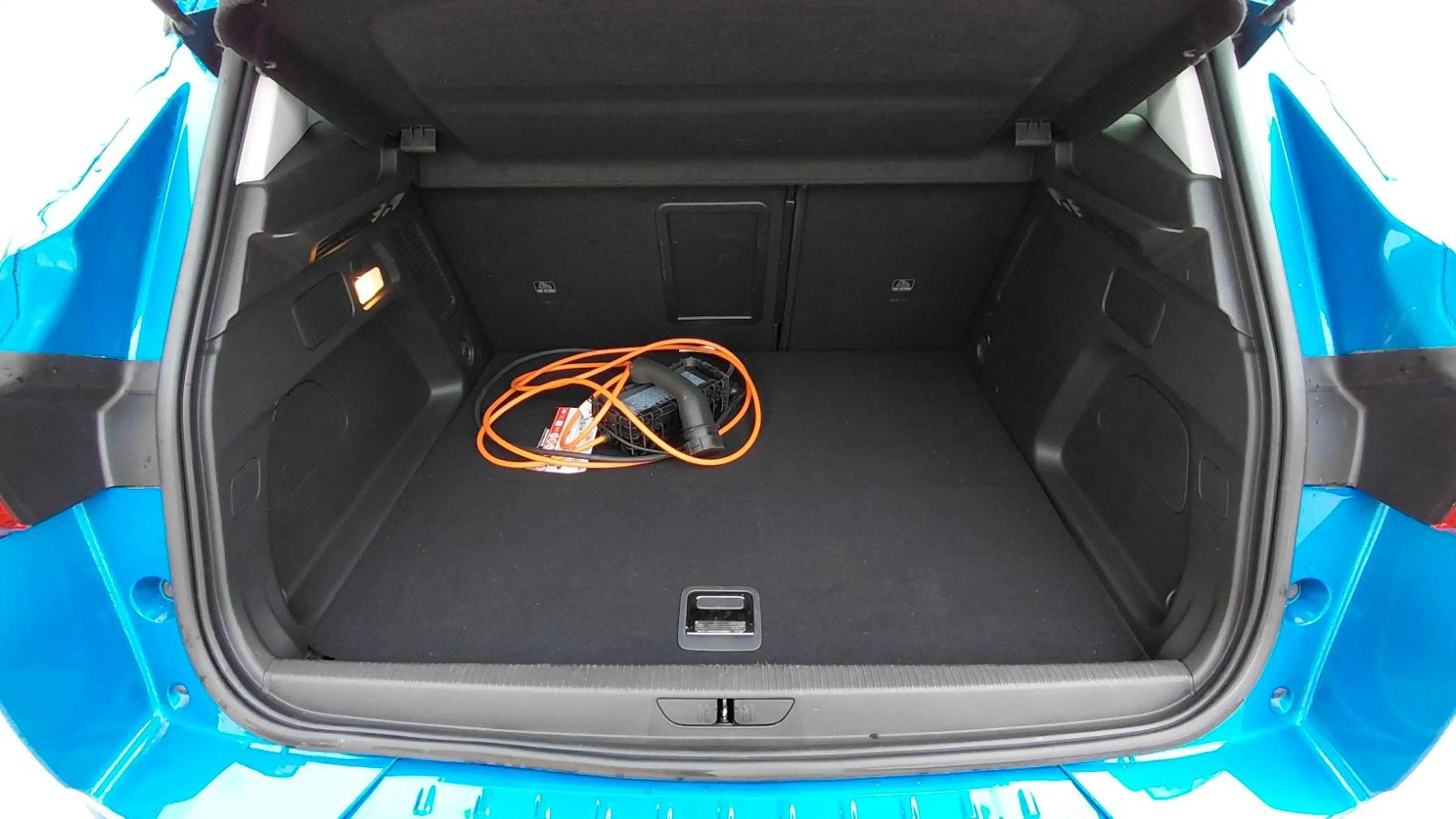 Opel Grandland X Grandland 1.6T Plug In Elegance - ULTIMATE Paket — photo 13