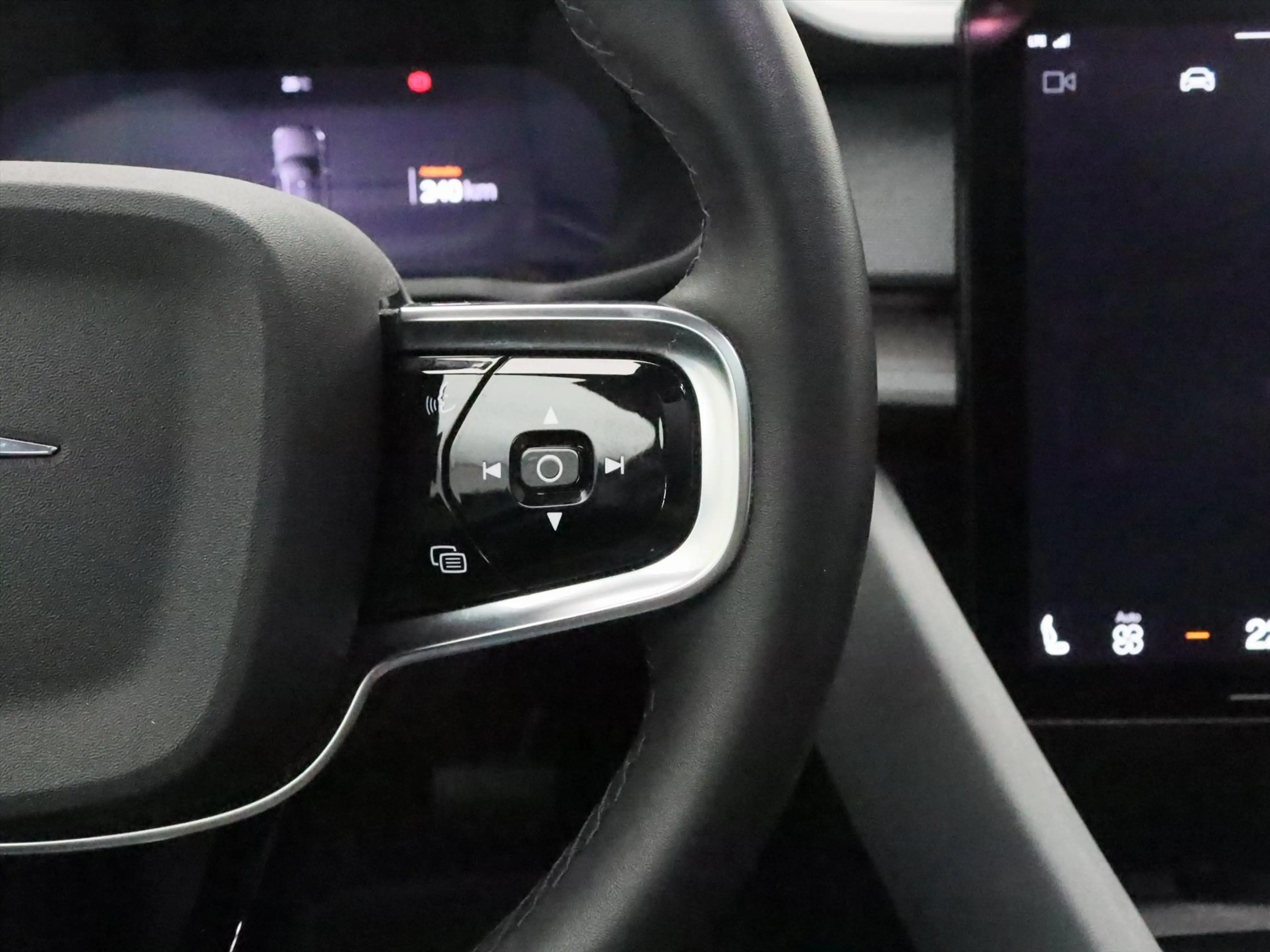 Polestar 2 Long Dual AWD 300kW 78kWh Pilot Plus [ PANO+20 INC — photo 21