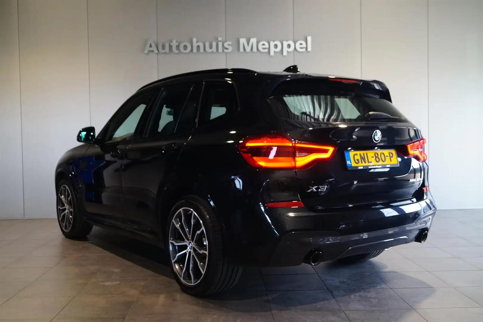 BMW X3 30e Xdrive LED | Trekhaak | M-Sport | Panoramadak Noir - 2