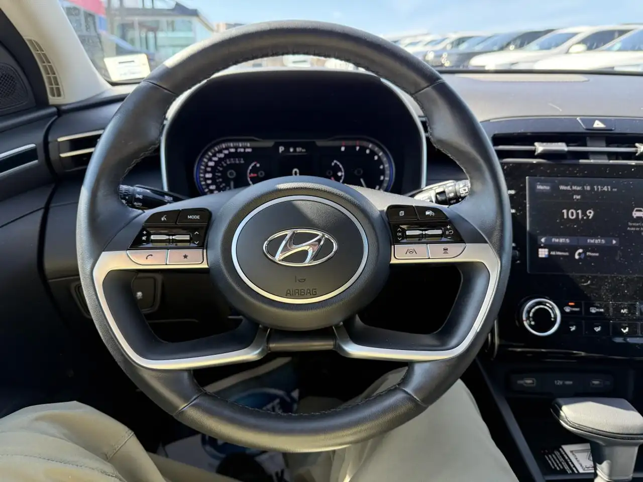 Hyundai TUCSON снимка Hyundai TUCSON
