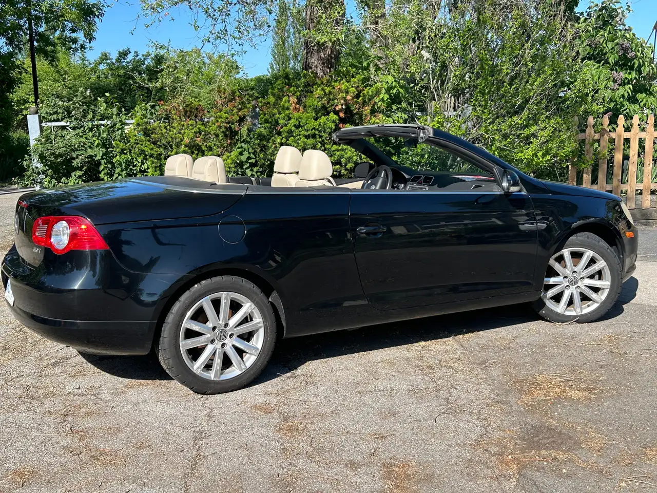 Volkswagen Eos photo Volkswagen Eos