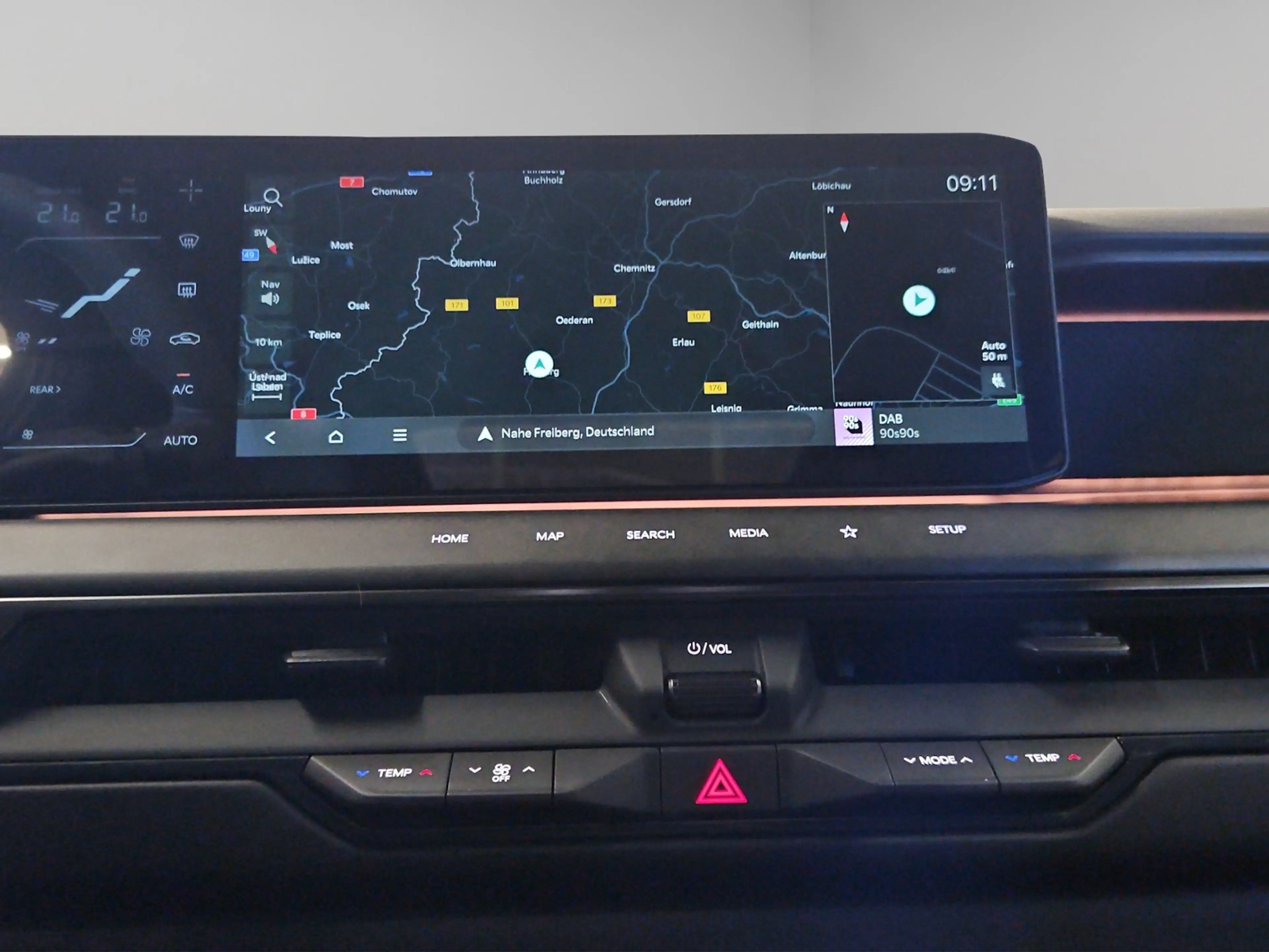 Kia EV9 GT 4WD 7S Pano AHK digiASP Leder 360° ACC Sitzkli — photo 9