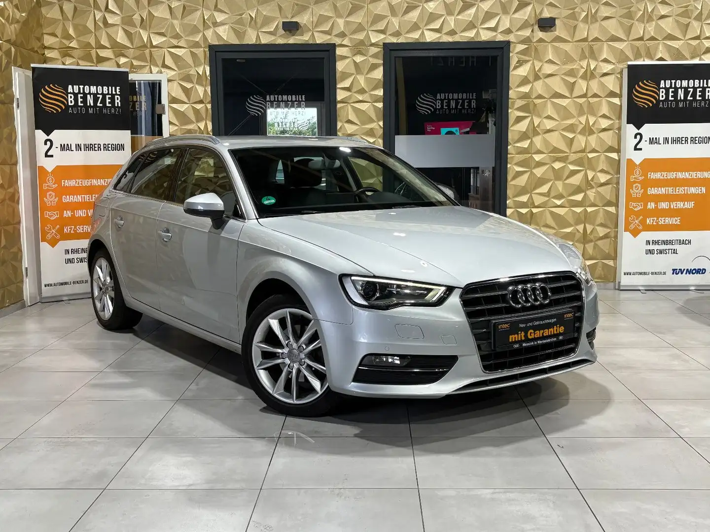 Audi A3 Sportback/PDC/KLIMA/SHZ/TEMPOMAT/ Silber - 2