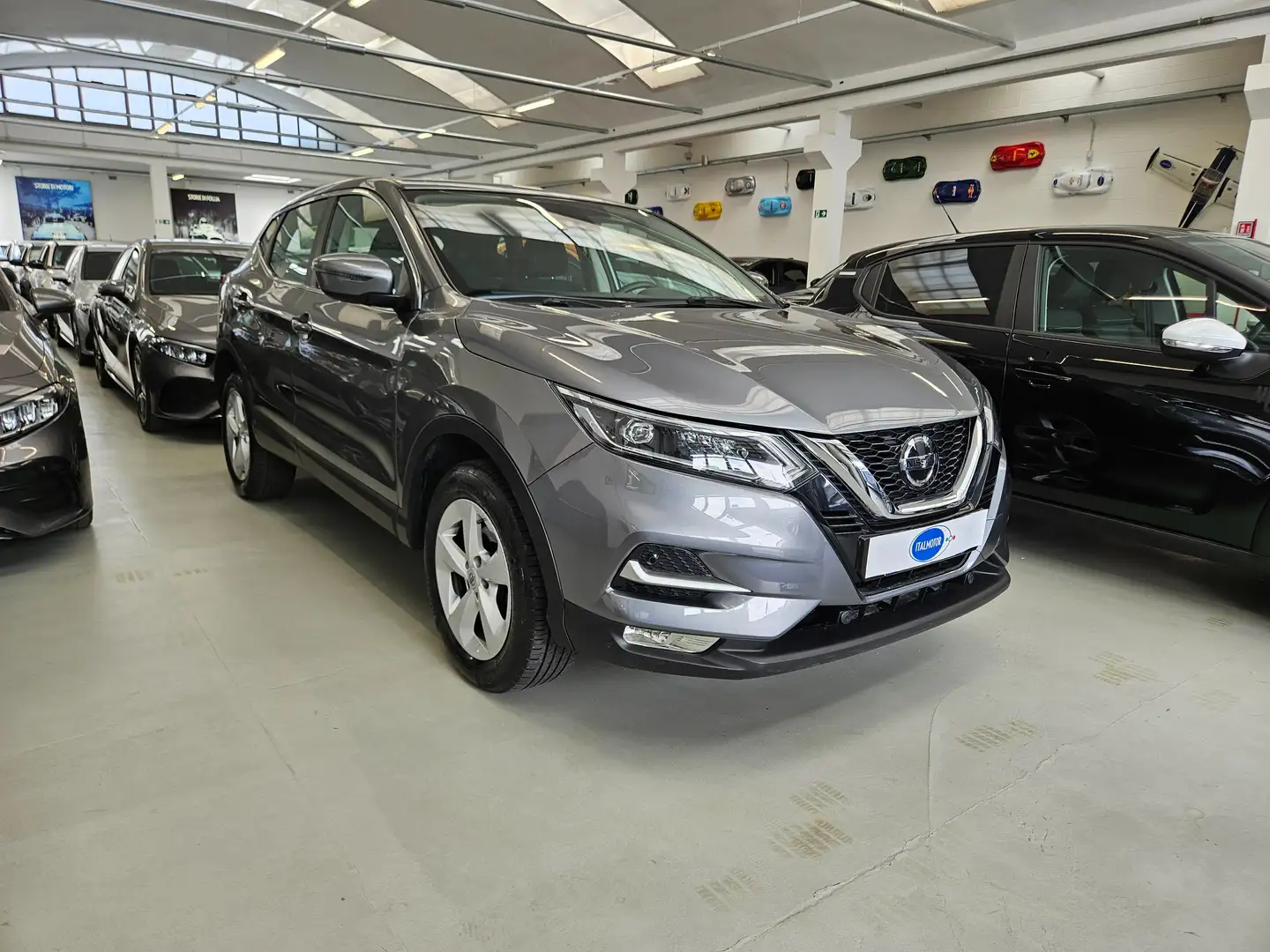Nissan Qashqai Qashqai 1.3 dig-t Acenta 140cv Gris - 1