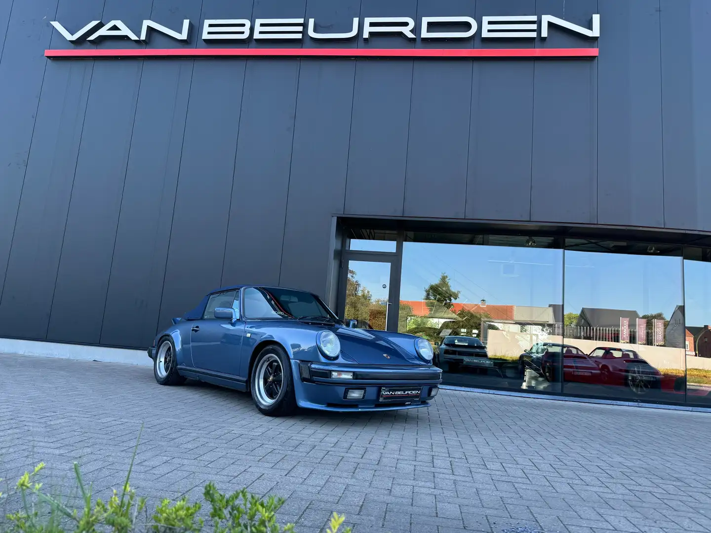 Porsche 911 911 3.2 G50 Cabrio "Restomod" Bleu - 1