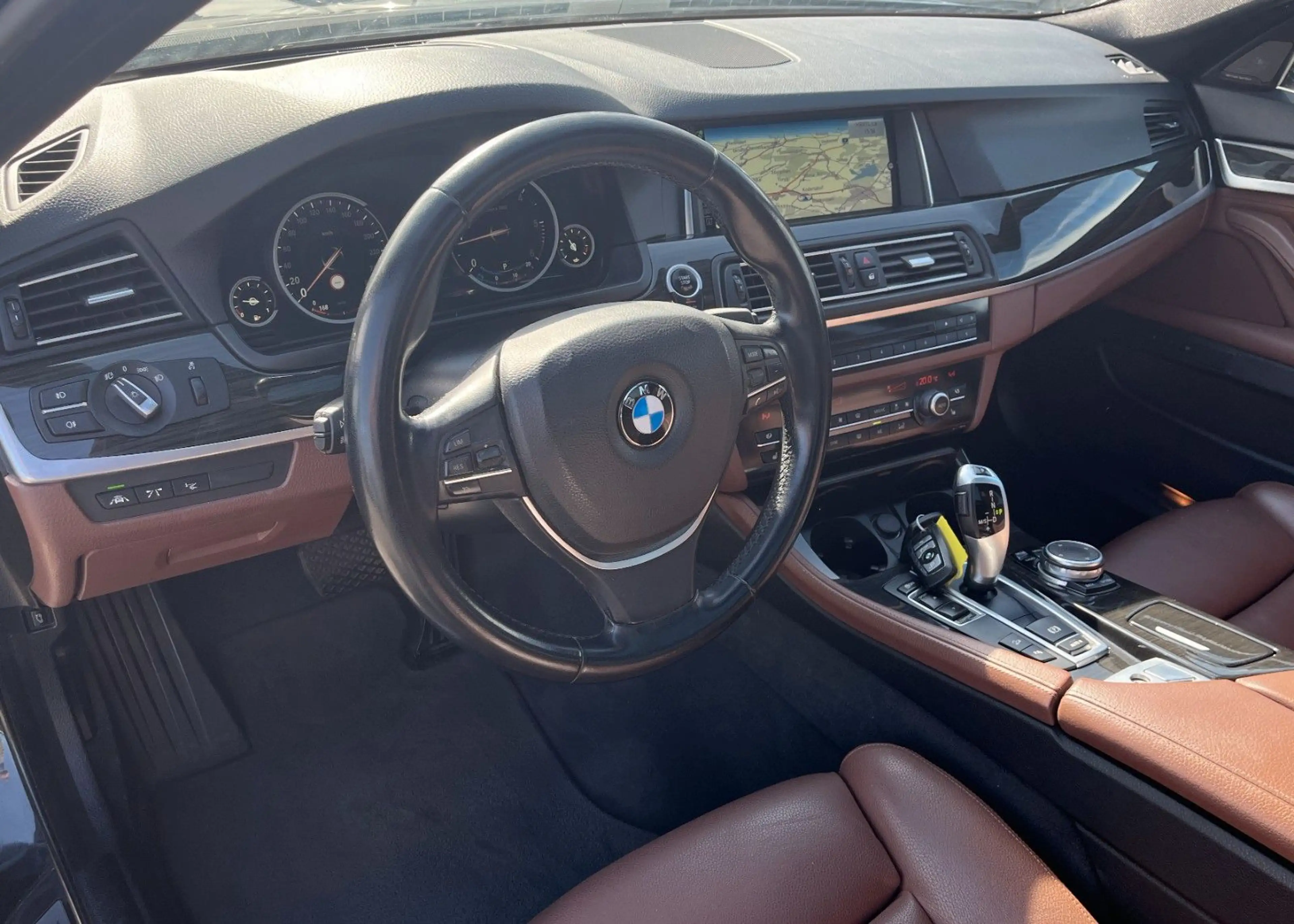 BMW 525 d Touring LED|DAB|HuD|H&K|AHK|Memory — photo 11