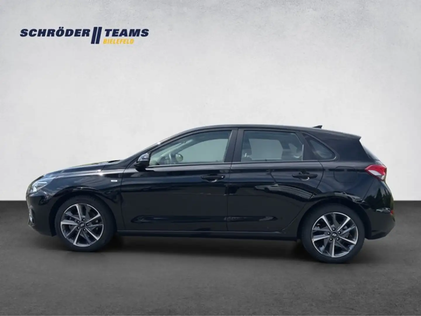 Hyundai i30 1.0 T-GDi DCT Trend KAMERA/SHZ/KLIMA Schwarz - 2