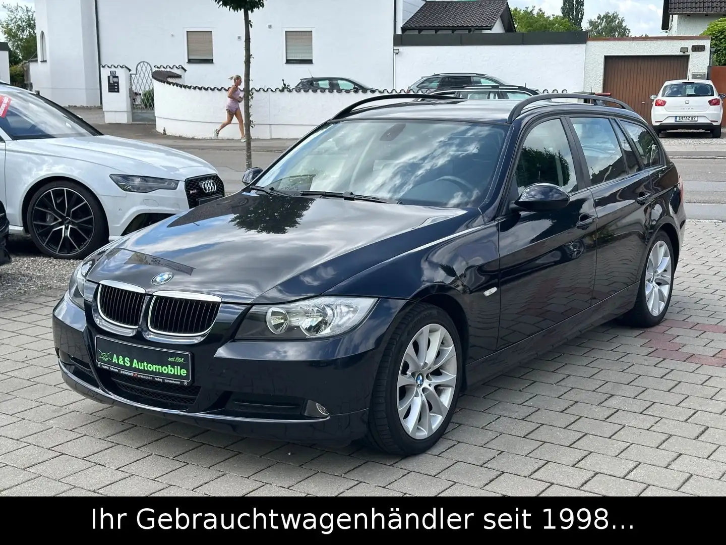 BMW 318 i Touring *PDC/TEMPOMAT/II.HAND/ALU* Schwarz - 1