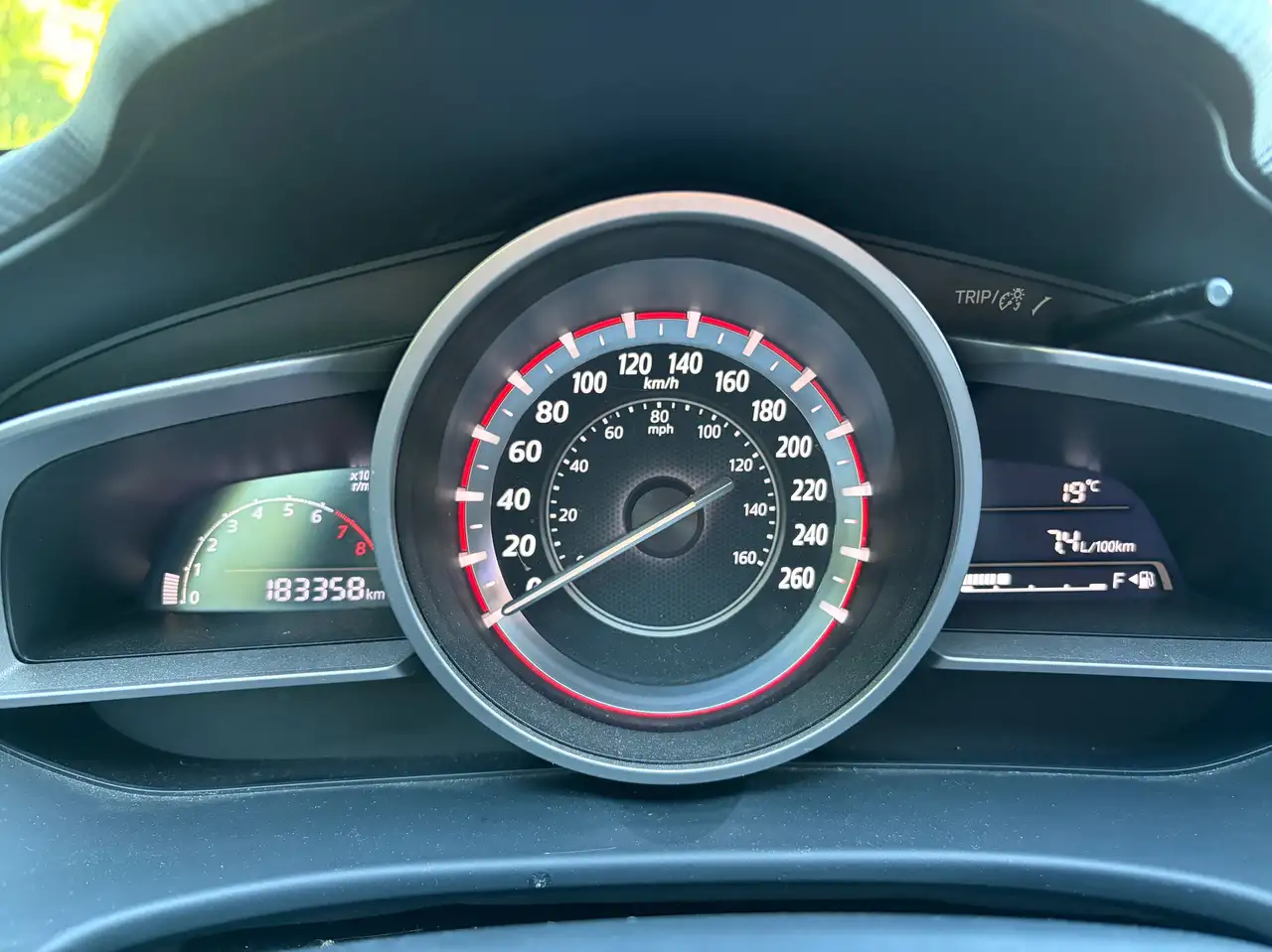 Mazda 3 снимка Mazda 3