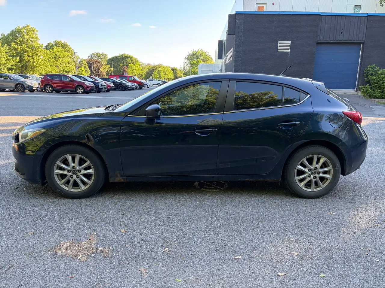 Mazda 3 снимка Mazda 3