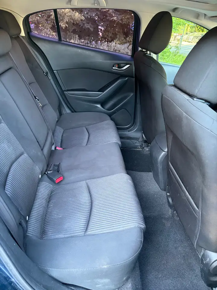 Mazda 3 снимка Mazda 3