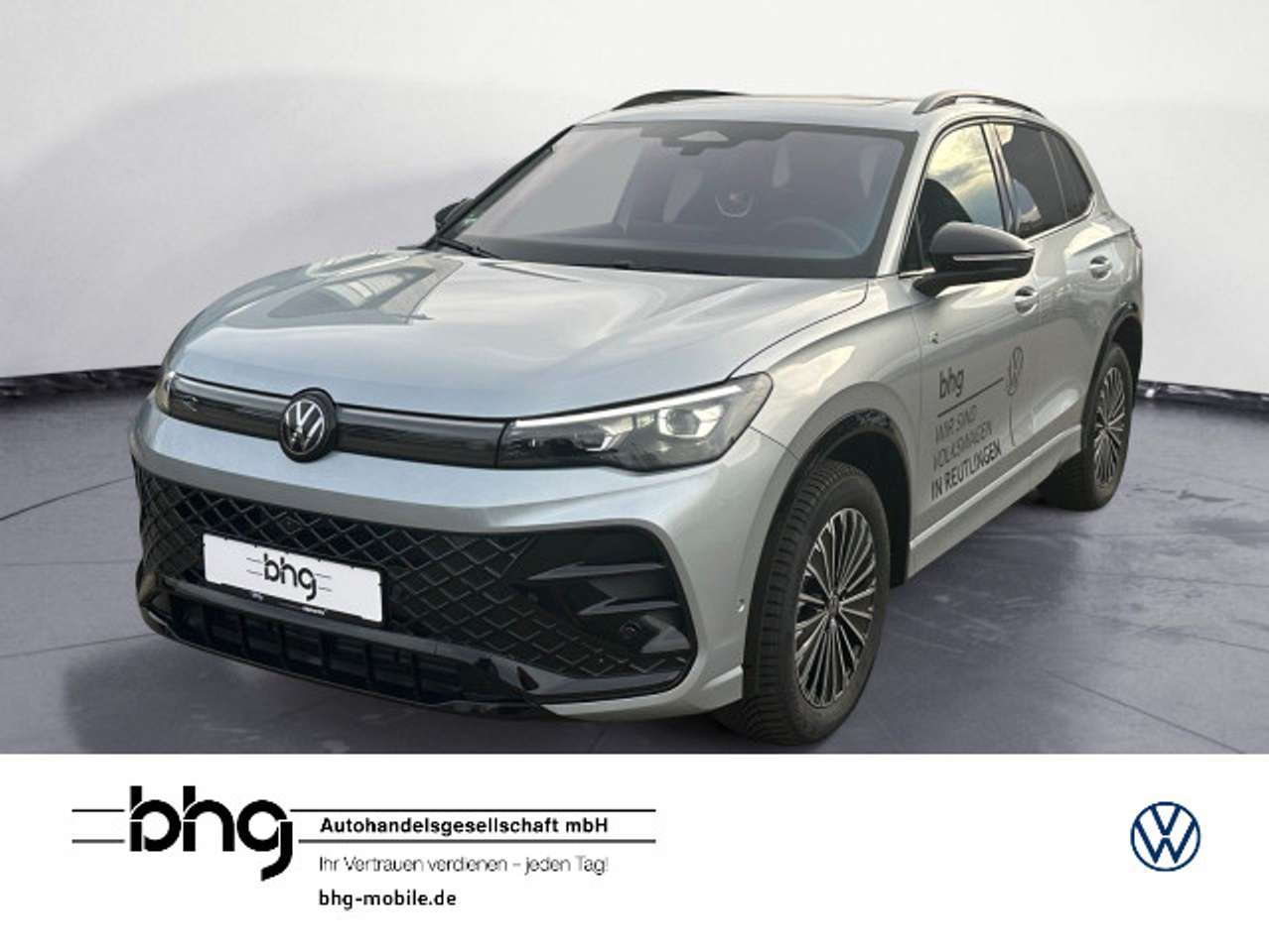 Volkswagen Tiguan — Volkswagen Tiguan R-Line 2,0 l TDI SCR 4MOTION 7-Gang-Dopp