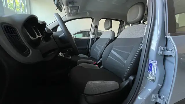 Fiat Panda view 8