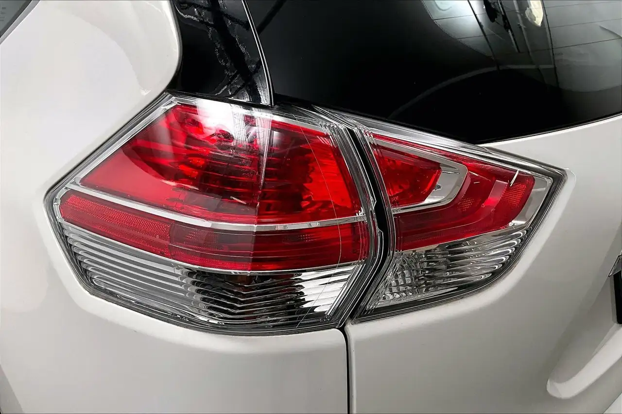 Nissan Rogue fotografie Nissan Rogue