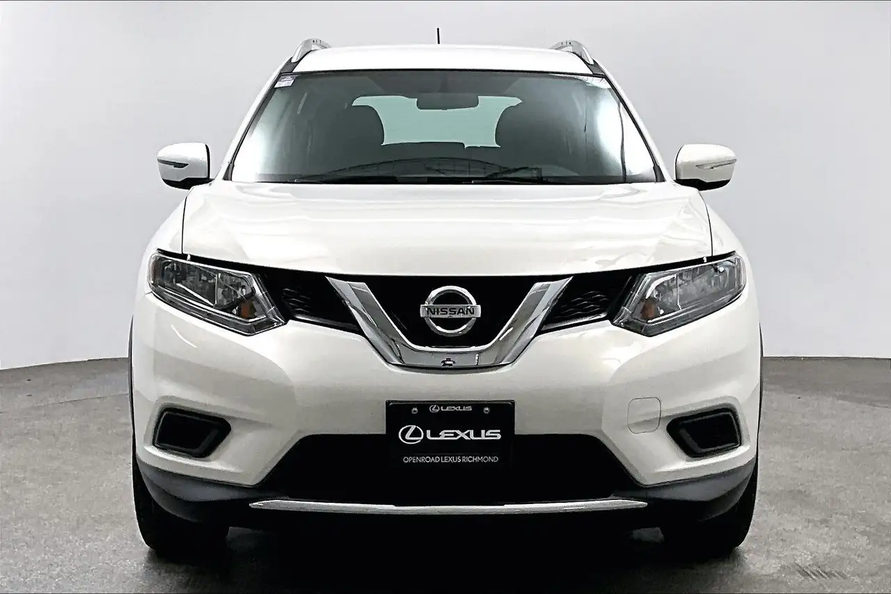 Nissan Rogue fotografie Nissan Rogue