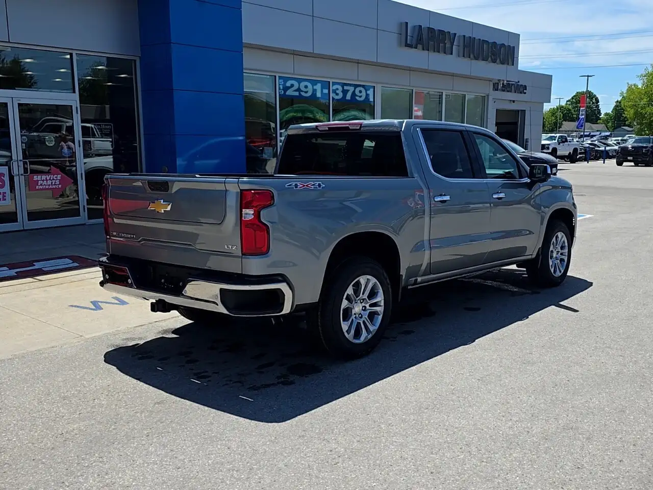 Chevrolet Silverado 1500 снимка Chevrolet Silverado 1500