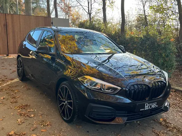 BMW 116 ia Full Led-Navigatie-Parkeersensoren-Bluetooth19"