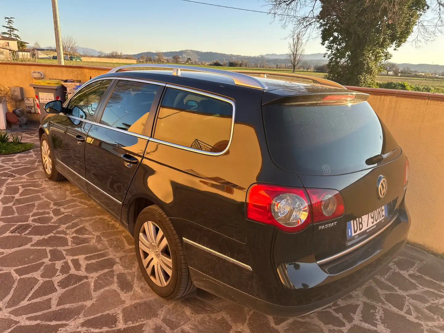 Volkswagen Passat Variant 2.0 tdi Highline auto - 2