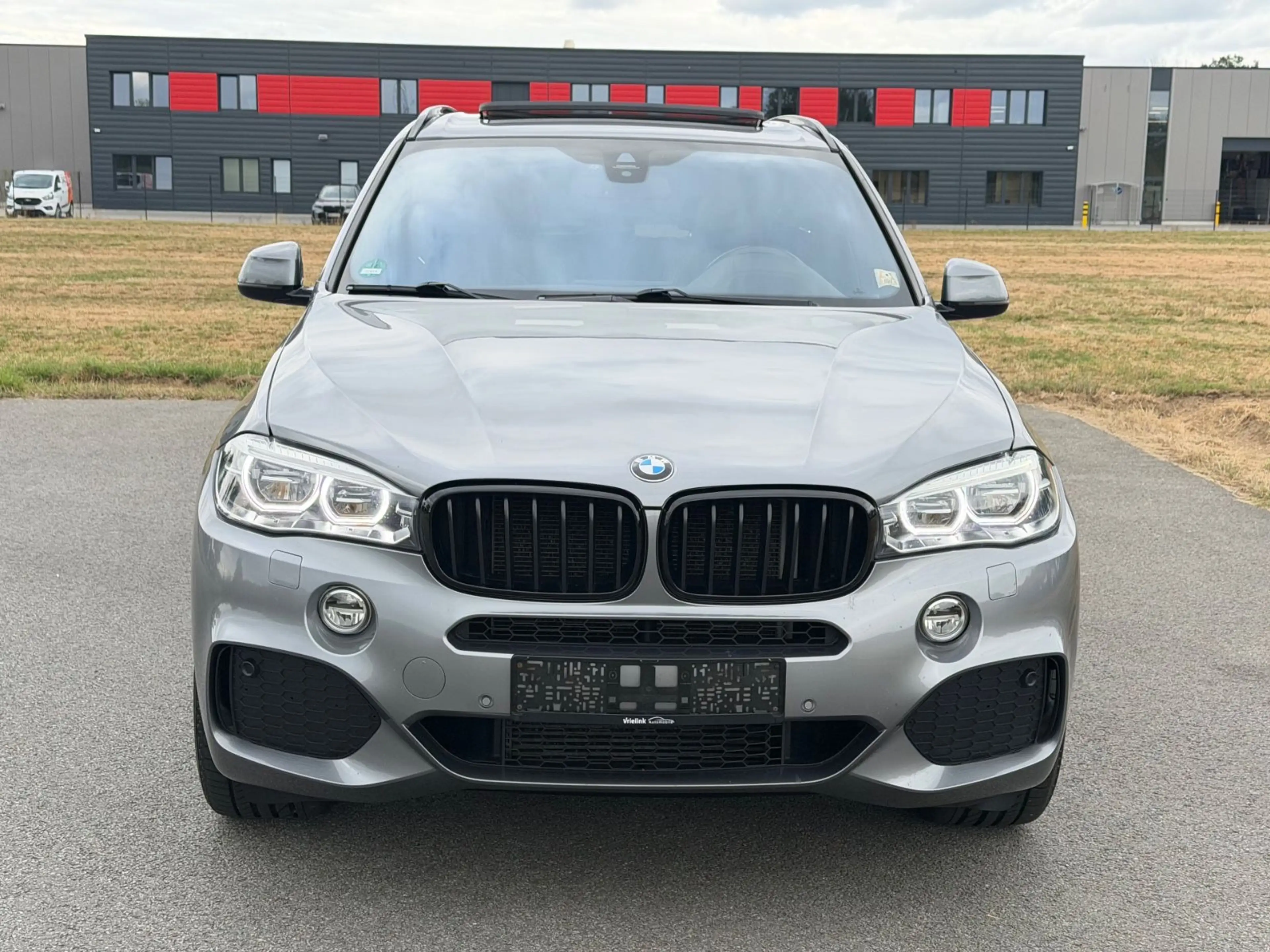 BMW X5 xDrive 30d 258 ps M Sport Voll aust — photo 2