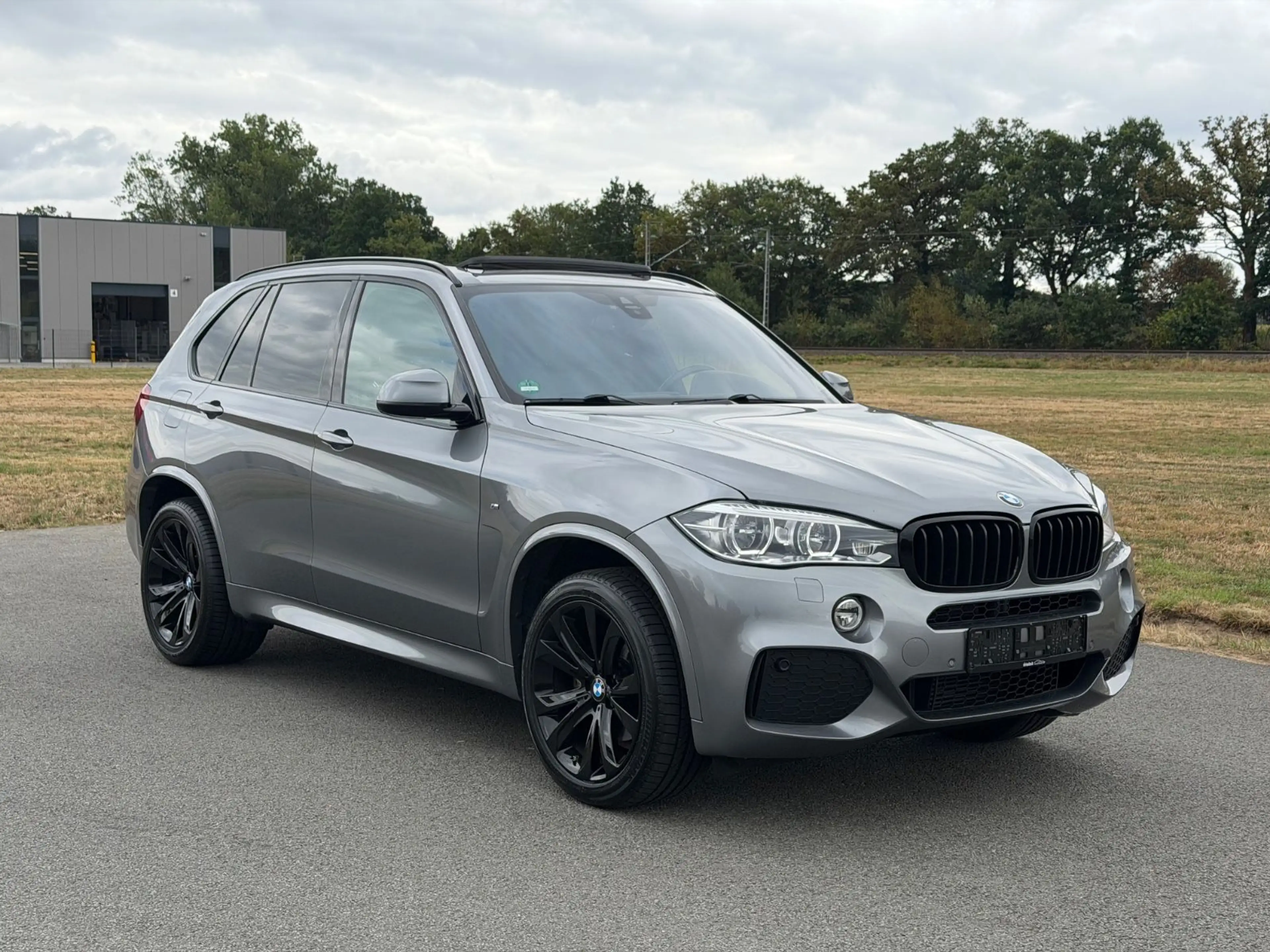 BMW X5 xDrive 30d 258 ps M Sport Voll aust — photo 3