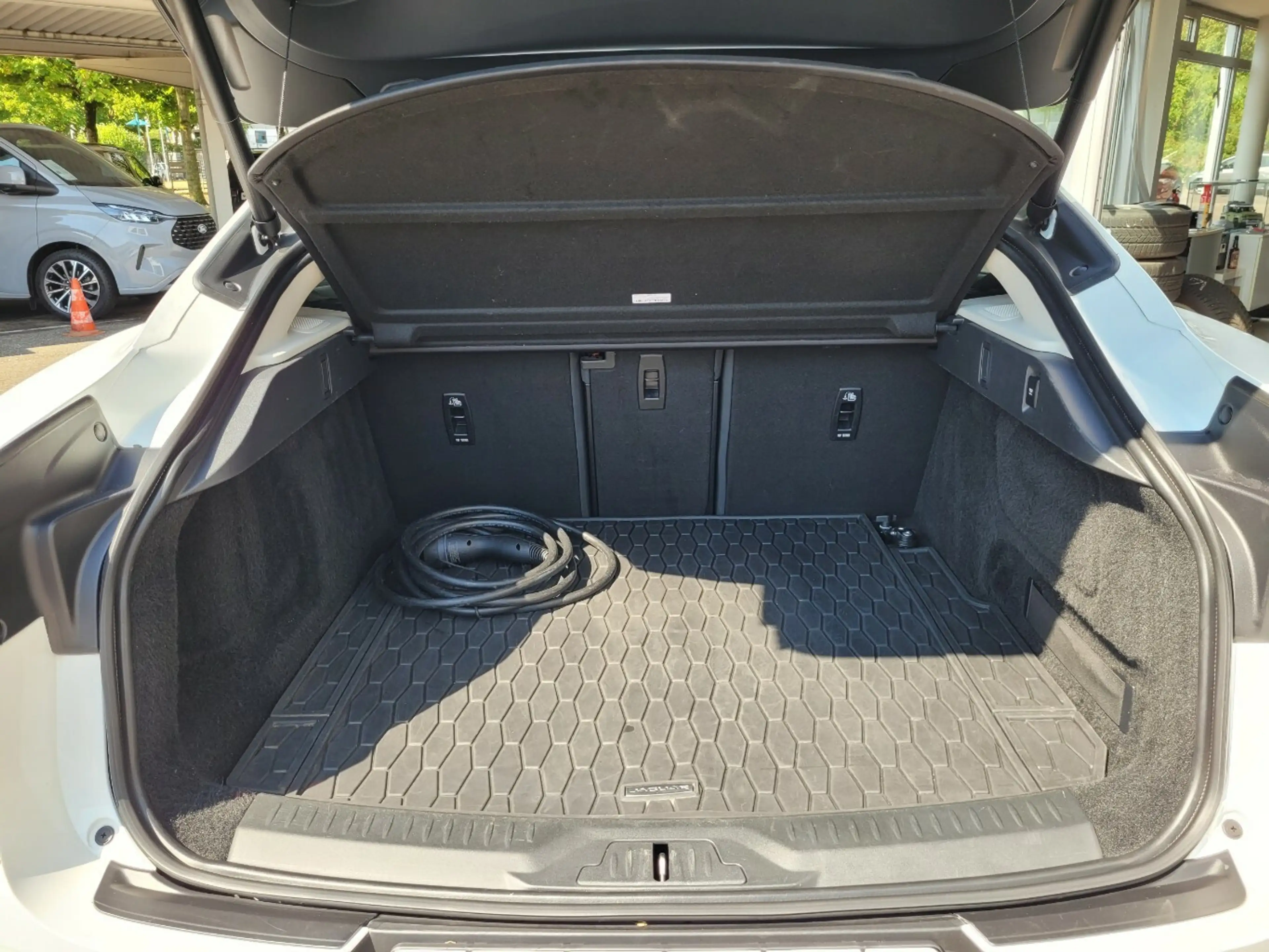 Jaguar I-Pace EV400 S*PANO*Matrix-LED*Luftfederung*3 Pakete* — photo 14