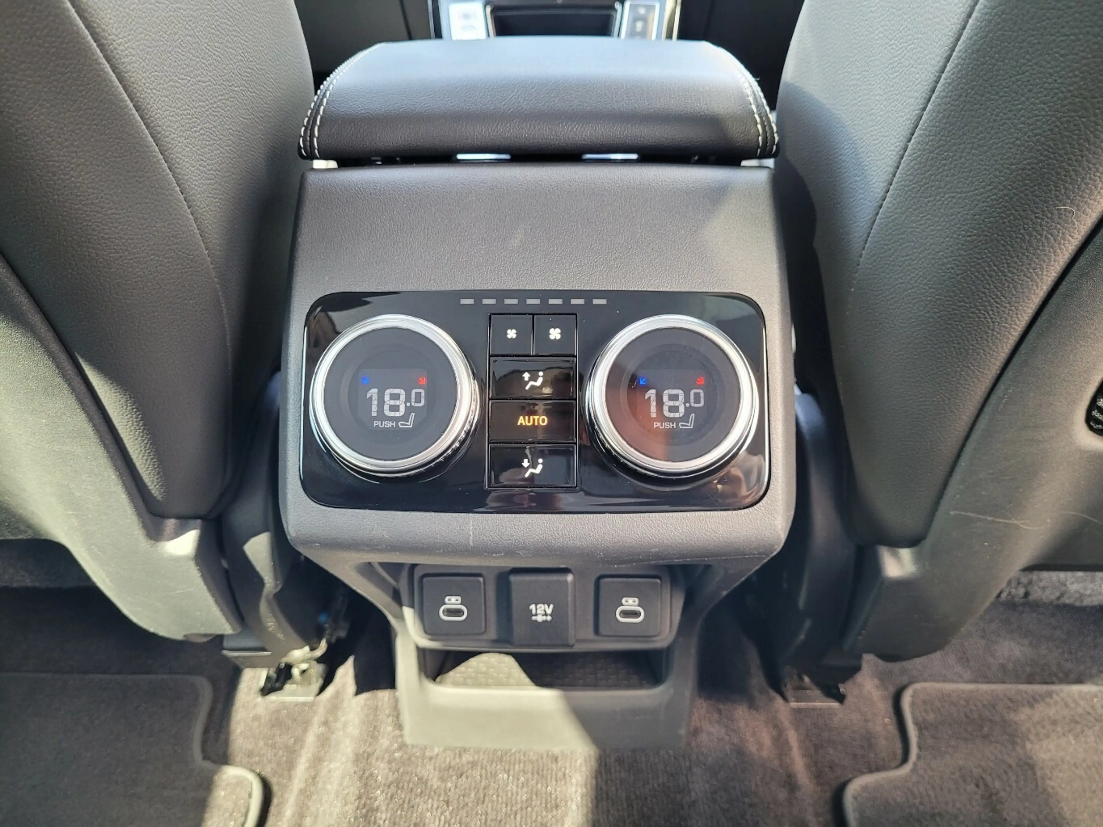 Jaguar I-Pace EV400 S*PANO*Matrix-LED*Luftfederung*3 Pakete* — photo 13