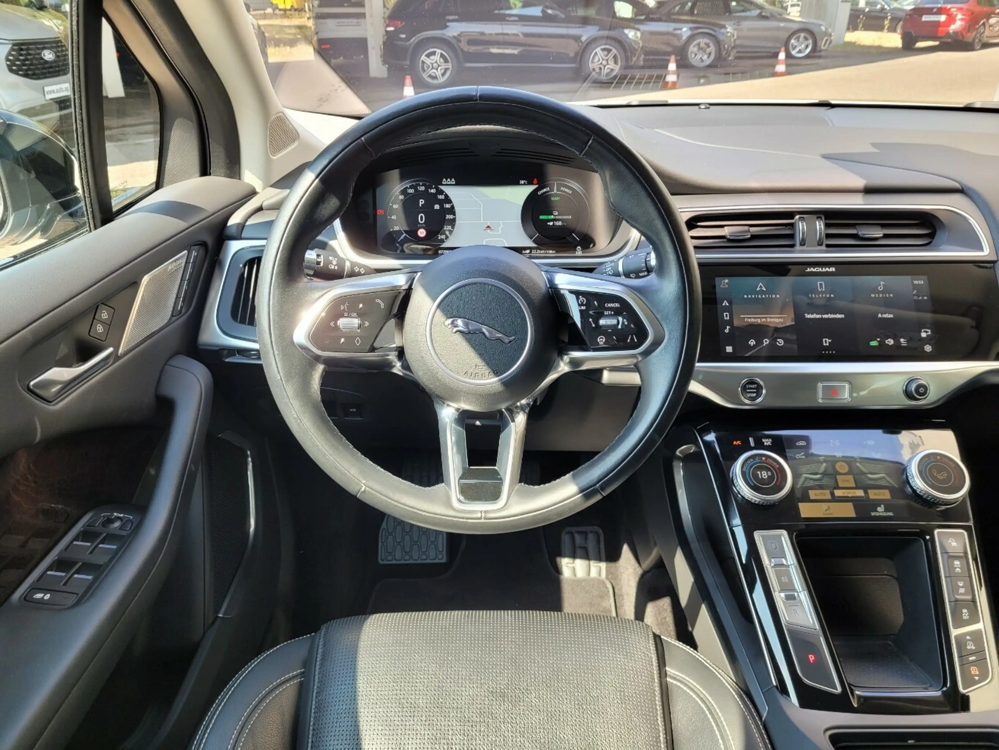 Jaguar I-Pace EV400 S*PANO*Matrix-LED*Luftfederung*3 Pakete* — photo 7