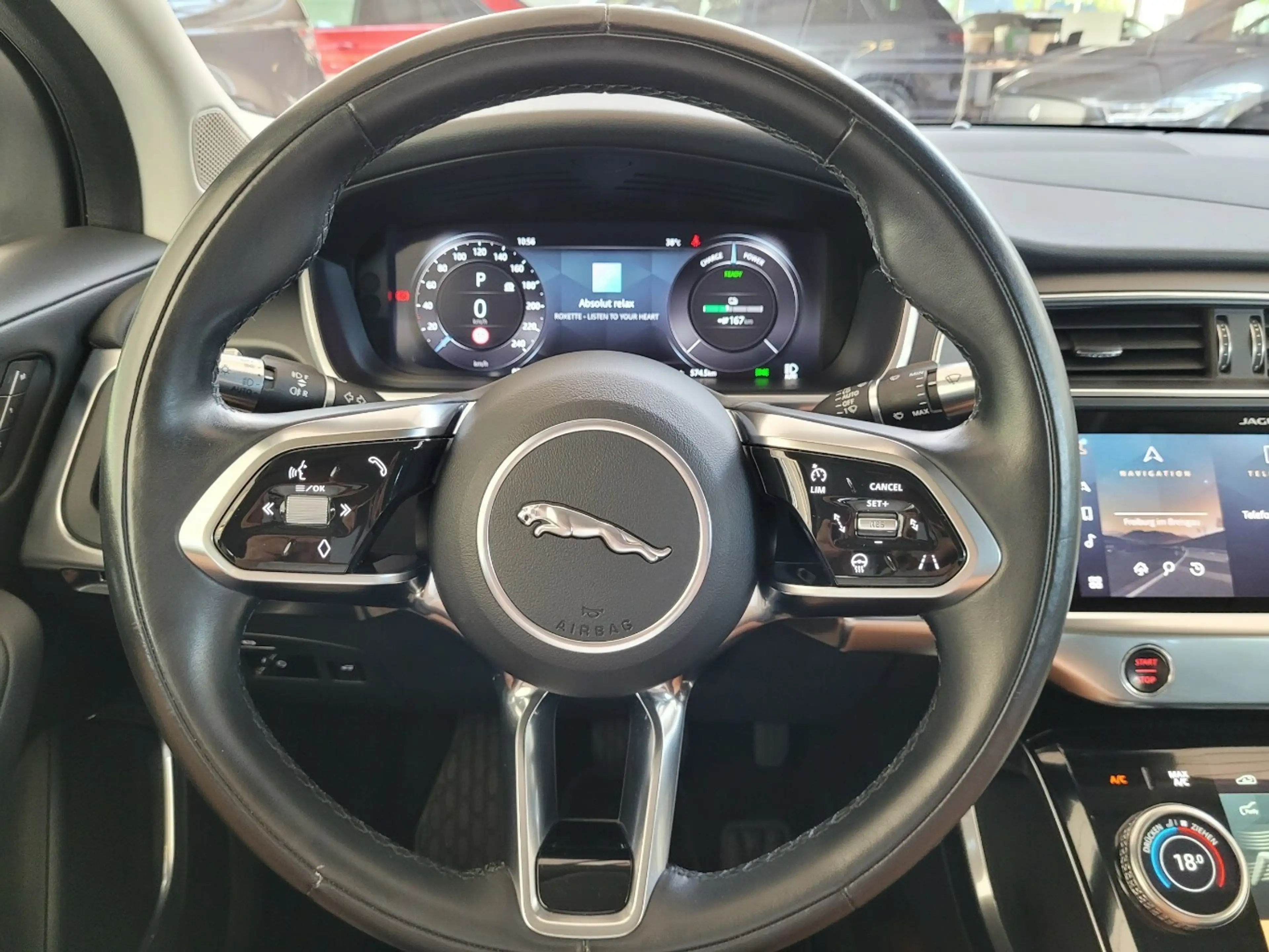 Jaguar I-Pace EV400 S*PANO*Matrix-LED*Luftfederung*3 Pakete* — photo 15