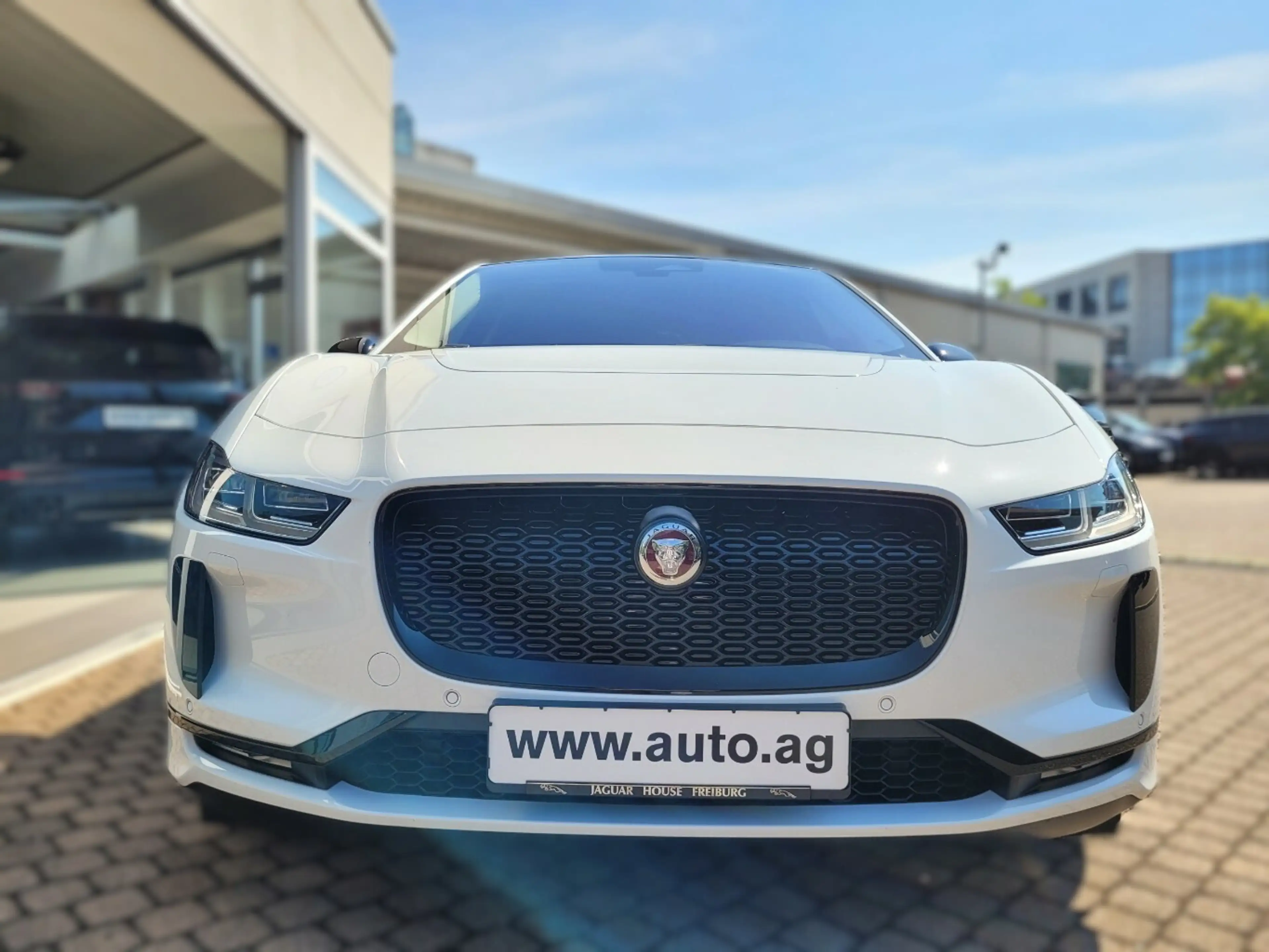 Jaguar I-Pace EV400 S*PANO*Matrix-LED*Luftfederung*3 Pakete* — photo 4